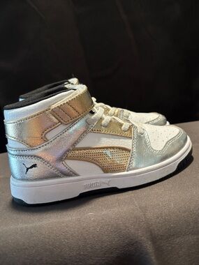 Puma Kids Metallic High-Top Sneakers in Silver and Gold